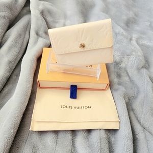 Louis Vuitton wallet/cardholder